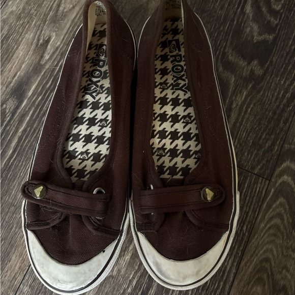 Roxy Women's Chocolate Canvas Loafers - Picture 1 of 1